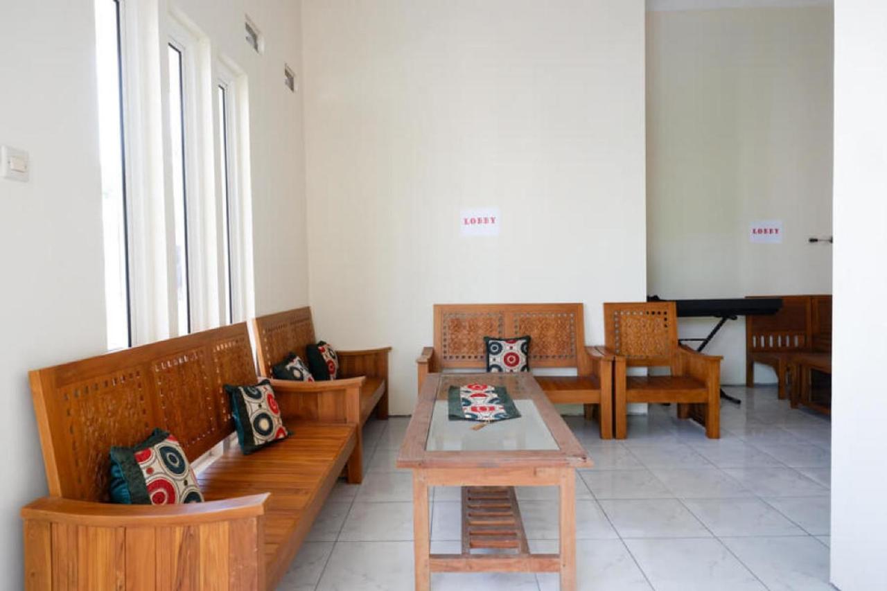 Reddoorz @ Jalan Raya Kaliwungu Selatan Kendal Hotell Eksteriør bilde
